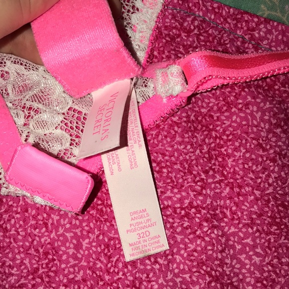 VS bra - Picture 4 of 4